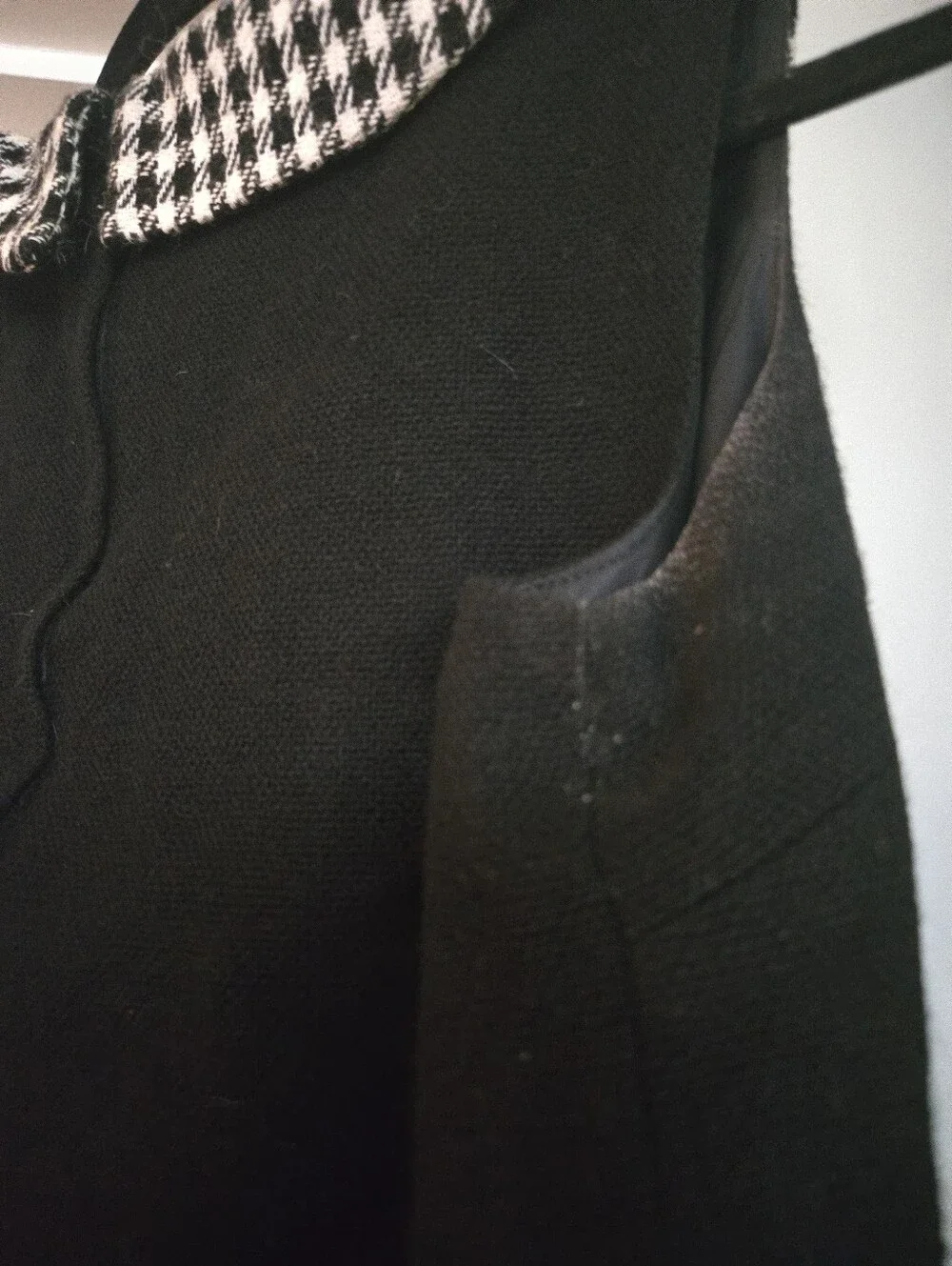 Vintage 1960s Drop Waist Tweed Houndstooth Collar Dress - Picture 9 of 10